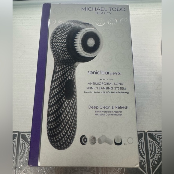 Michael Todd Beauty Soniclear Petite Black Skin Cleansing System